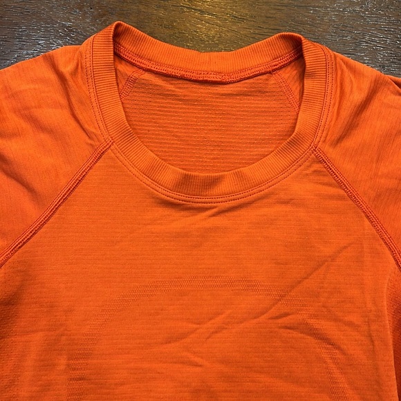 🍑🧡RARE! Orange Swiftly Tech Tee! Size 2! - full length, regular fit!🧡🍑 - Picture 3 of 8